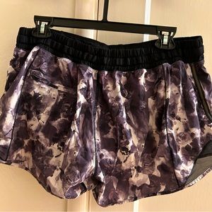 Lulu lemon shorts with liner and zipper pocket in back